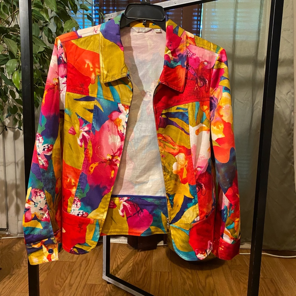 Vest jacket - Picture 8 of 11